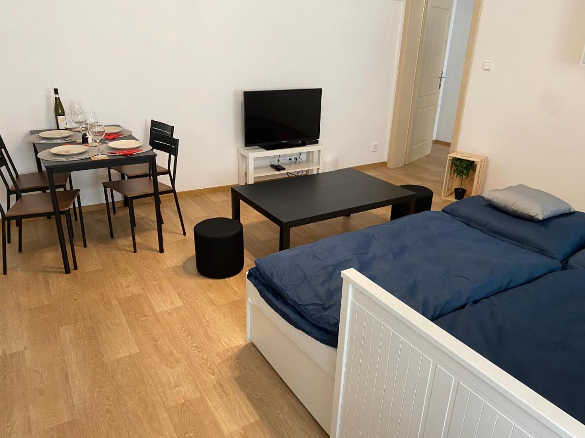Nerudova Apartments Praag Buitenkant foto